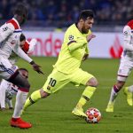 UEFA multa a Lyon y Barcelona tras su eliminatoria en Champions