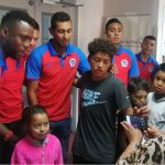 Olimpia comparte con los niños del Hospital María