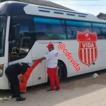 El moderno autobús en el que viajará el Vida de La Ceiba (VIDEO)