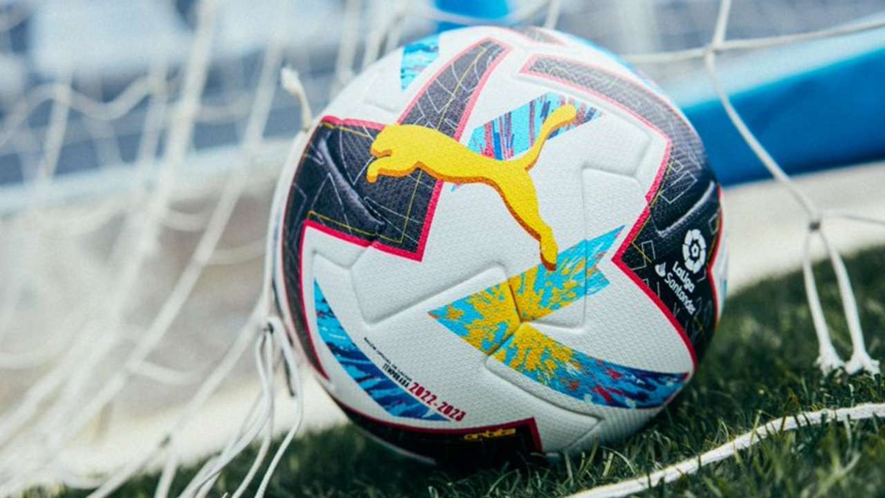 LaLiga ha presentado el nuevo balón Orbita para la temporada 2023/2024.  tras mantener el acuerdo con la marca deportiva Puma por quinta…