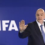 Infantino: Hechos como los de Marsella «no tienen cabida» ni en el fútbol ni en la sociedad