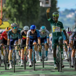 El eritreo Biniam Girmay gana al esprint la 12ª etapa del Tour de Francia