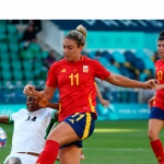 España avanza a cuartos en el fútbol femenino de París gracias a la brillante actuación de Alexia Putellas