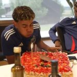 Lamine Yamal está de cumpleaños, sopla velas y pide un deseo: “Quiero ganar a Inglaterra”