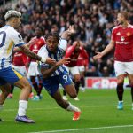 Brighton gana 2-1 al Manchester United con gol en tiempo añadido