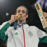 La boxeadora argelina Imane Khelif, inmersa en polémica de género, ganó el oro en los Juegos Olímpicos de París