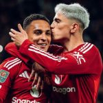 Manchester United golea 7-0 al Barnsley de tercera división en Copa de la Liga inglesa