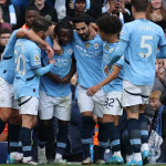 Manchester City presiona al Liverpool