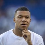 Decisión este viernes en el conflicto entre Mbappé y el PSG por 55 millones de salario