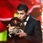 Rodri gana el Balón de Oro 2024 y deja a Vinícius Júnior con las manos vacías