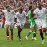 El Sevilla triunfa en el último derbi de Jesús Navas gracias a un polémico penalti