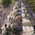 Los Dodgers paralizan la ciudad de Los Ángeles con su primer desfile en 36 años