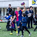 Andrés Iniesta se despide de su carrera futbolística en Tokio en un Clásico de grandes leyendas