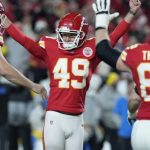 Los Chiefs de Patrick Mahomes logran su noveno título consecutivo en la división Oeste de la AFC